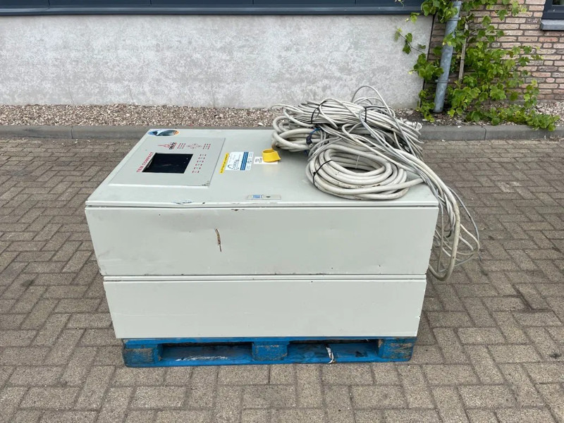 Deutz TBG 616 V16K Gasset 800 / 1110 kVA Stamford generatorset - 발전기 세트 : 사진 4 Deutz TBG 616 V16K Gasset 800 / 1110 kVA Stamford generatorset - 발전기 세트 : 사진 4