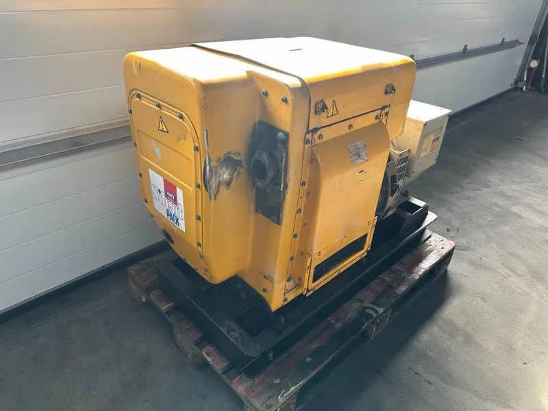 발전기 세트 Hatz 2L40CH Stamford 15 kVA Silentpack generatorset : 사진 7