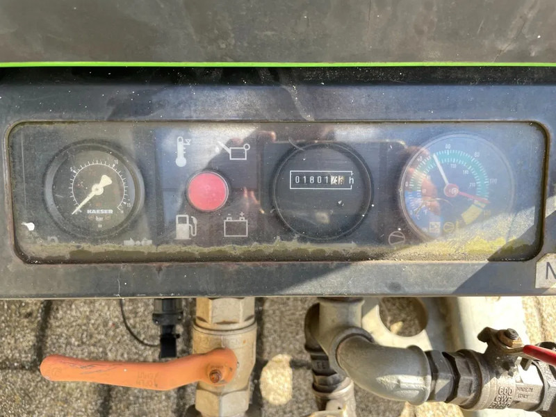 Kaeser M43 Kubota 4,2 m3 / min 7 Bar 30 kW Silent Diesel Compressor - 공기 압축기 : 사진 2 Kaeser M43 Kubota 4,2 m3 / min 7 Bar 30 kW Silent Diesel Compressor - 공기 압축기 : 사진 2