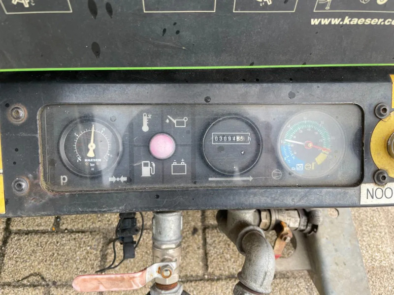 Kaeser M43 Kubota 4,2 m3 / min 7 Bar 30 kW Silent Diesel Compressor - 공기 압축기 : 사진 4 Kaeser M43 Kubota 4,2 m3 / min 7 Bar 30 kW Silent Diesel Compressor - 공기 압축기 : 사진 4