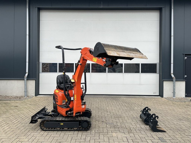 Kubota U10-3 Minigraver Diesel Graafmachine 2021 ! 690 uur ! As New ! - 미니 굴삭기 : 사진 2 Kubota U10-3 Minigraver Diesel Graafmachine 2021 ! 690 uur ! As New ! - 미니 굴삭기 : 사진 2