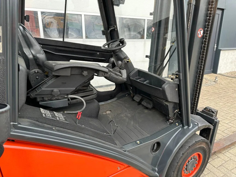 디젤 지게차 Linde H30D 3 ton Duplex Sideshift Diesel Heftruck : 사진 11 디젤 지게차 Linde H30D 3 ton Duplex Sideshift Diesel Heftruck : 사진 11