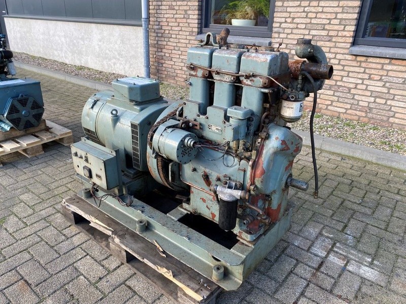 Lister HRW3A Stamford 25 kVA generatorset - 발전기 세트 : 사진 4 Lister HRW3A Stamford 25 kVA generatorset - 발전기 세트 : 사진 4