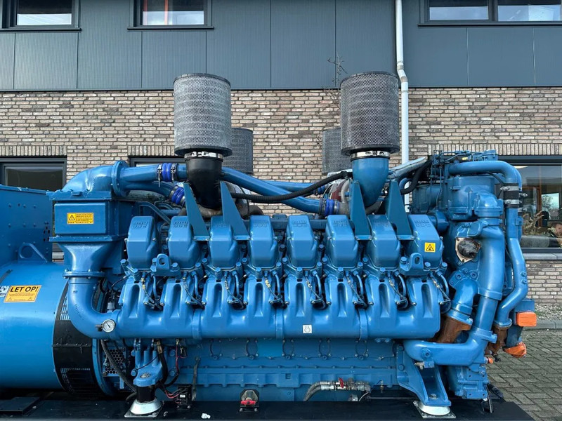 MTU 16V 4000 G61 SDMO XS 2000 Leroy Somer 2000 kVA generatorset - 발전기 세트 : 사진 3 MTU 16V 4000 G61 SDMO XS 2000 Leroy Somer 2000 kVA generatorset - 발전기 세트 : 사진 3