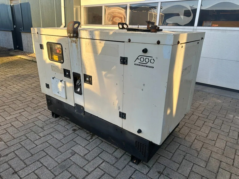 Mitsubishi S4Q Fogo Mecc Alte Spa 20 kVA Silent generatorset - 발전기 세트 : 사진 4 Mitsubishi S4Q Fogo Mecc Alte Spa 20 kVA Silent generatorset - 발전기 세트 : 사진 4
