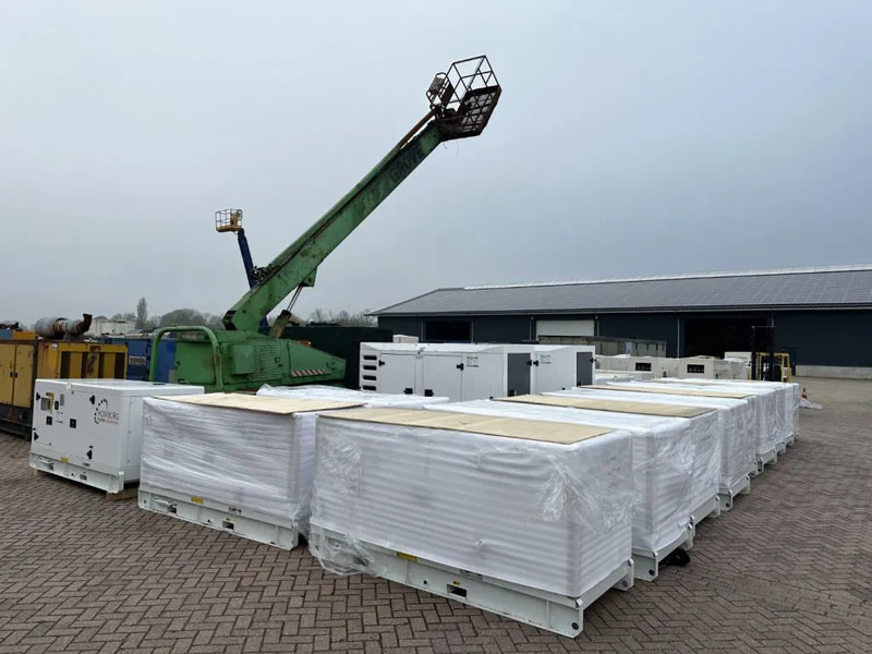 Perkins 1104C-44TAG2 Leroy Somer 110 kVA Silent generatorset LOADSHARING / SYNCHRONISING TO GRID - 발전기 세트 : 사진 2 Perkins 1104C-44TAG2 Leroy Somer 110 kVA Silent generatorset LOADSHARING / SYNCHRONISING TO GRID - 발전기 세트 : 사진 2