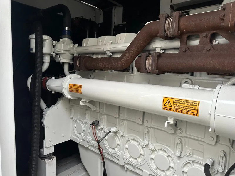 Perkins 4006-23TAG3A Stamford 900 kVA Silent generatorset - 발전기 세트 : 사진 4 Perkins 4006-23TAG3A Stamford 900 kVA Silent generatorset - 발전기 세트 : 사진 4