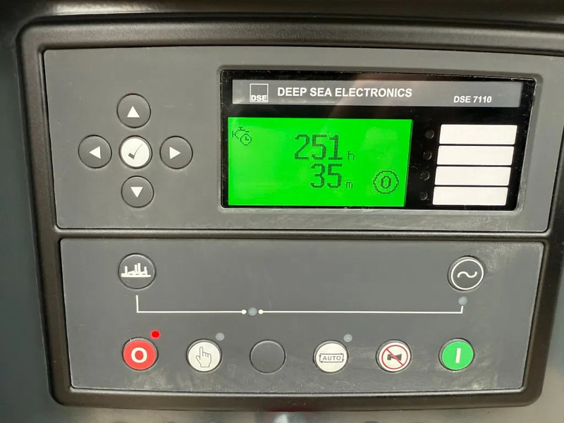 Perkins 403A-15 Mecc Alte Spa 17 kVA Silent generatorset as New ! 250 hours ! - 발전기 세트 : 사진 5 Perkins 403A-15 Mecc Alte Spa 17 kVA Silent generatorset as New ! 250 hours ! - 발전기 세트 : 사진 5