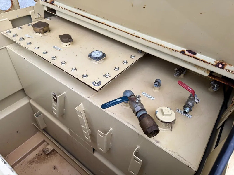 Tolsma Kiwa IBC 1150 liter Dieseltank Milieutank - 배송 컨테이너 : 사진 3 Tolsma Kiwa IBC 1150 liter Dieseltank Milieutank - 배송 컨테이너 : 사진 3