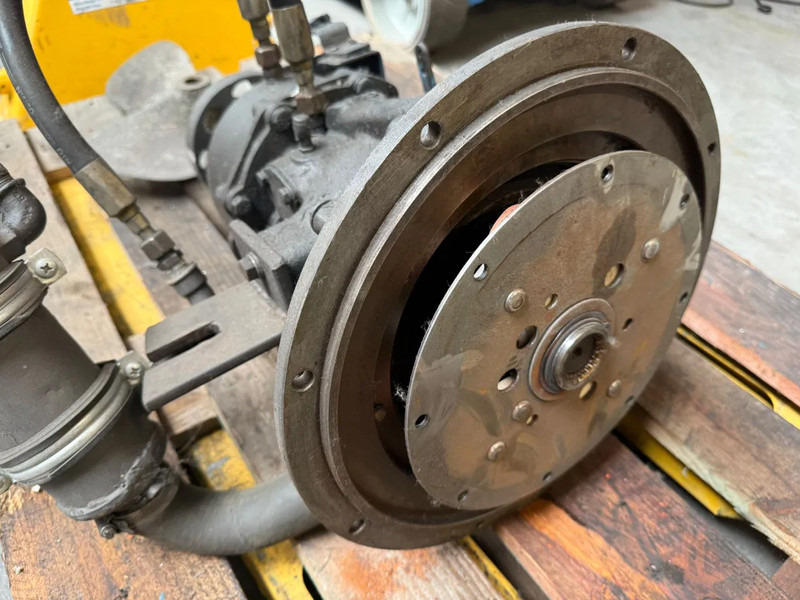 Velvet Drive AS3 70C Keerkoppeling Ratio 2.10:1 Gearbox - 엔진 자재 취급 장비 용 : 사진 5 Velvet Drive AS3 70C Keerkoppeling Ratio 2.10:1 Gearbox - 엔진 자재 취급 장비 용 : 사진 5