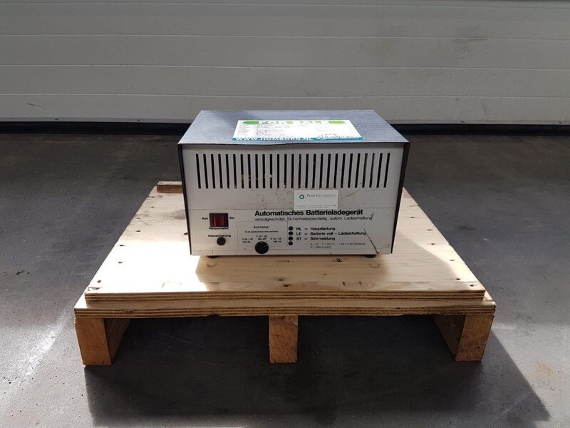 Acculader 24 Volt Acculader 230 Volt Battery Charger - 도구/ 장비 : 사진 1 Acculader 24 Volt Acculader 230 Volt Battery Charger - 도구/ 장비 : 사진 1