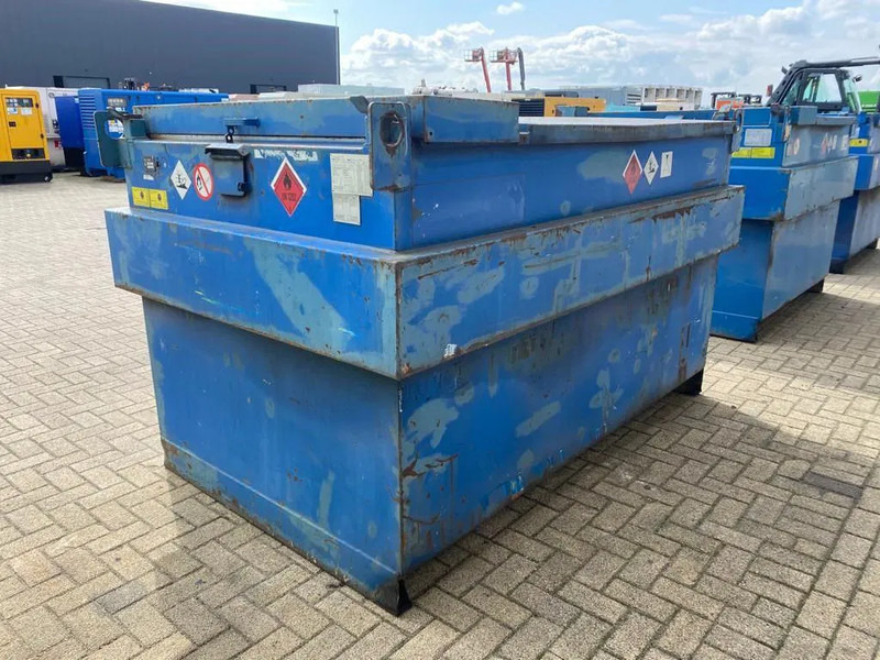 Steenbergen 2000 liter Kiwa IBC dieseltank met handpomp - 저장 탱크 : 사진 5 Steenbergen 2000 liter Kiwa IBC dieseltank met handpomp - 저장 탱크 : 사진 5