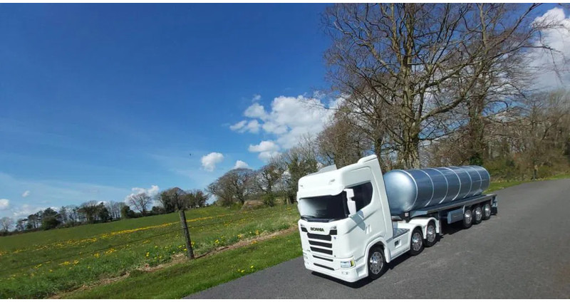 트랙터 유닛 Scania 770ST V8 NGS SCANIA S770 : 사진 16 트랙터 유닛 Scania 770ST V8 NGS SCANIA S770 : 사진 16