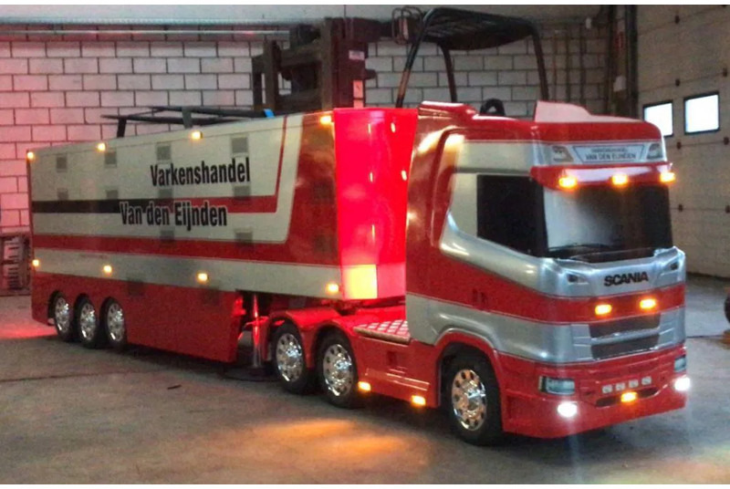 트랙터 유닛 Scania 770ST V8 NGS SCANIA S770 : 사진 19 트랙터 유닛 Scania 770ST V8 NGS SCANIA S770 : 사진 19