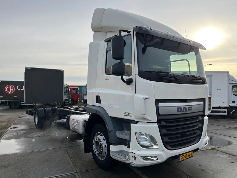 DAF CF 260 CF 260 FA CHASSIS CABINE EURO 6 - 캡 새시 트럭 : 사진 1 DAF CF 260 CF 260 FA CHASSIS CABINE EURO 6 - 캡 새시 트럭 : 사진 1