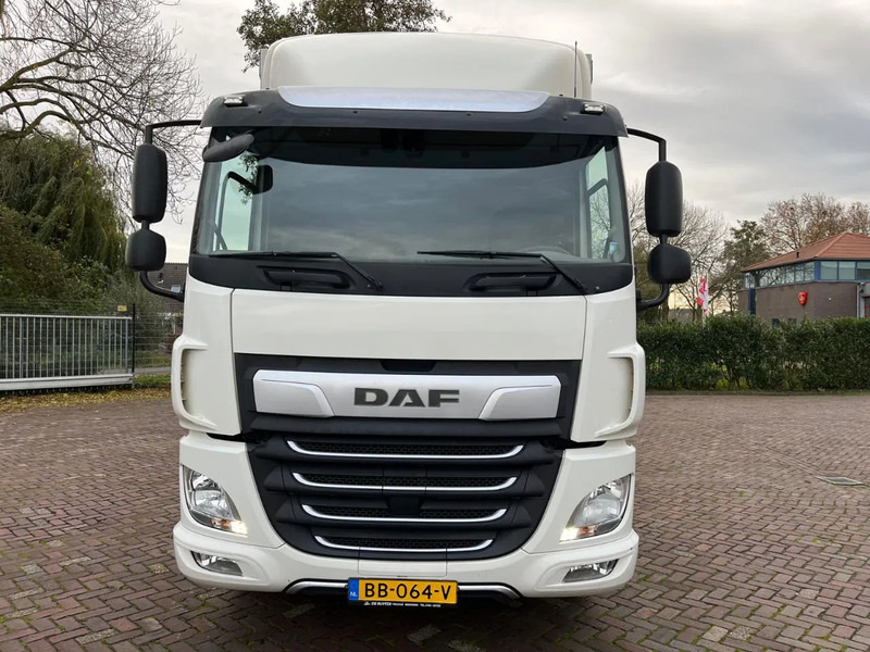 DAF CF 320 FA - 커튼사이더 트럭 : 사진 3 DAF CF 320 FA - 커튼사이더 트럭 : 사진 3