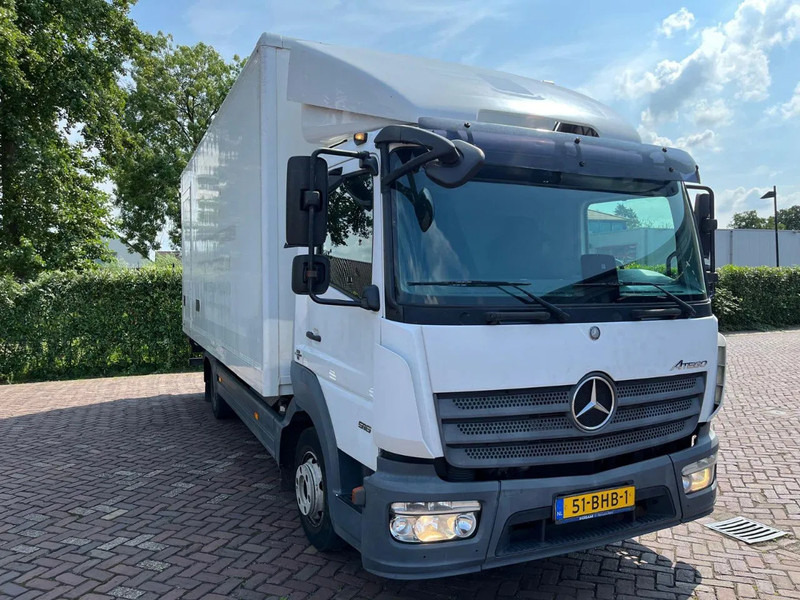 Mercedes-Benz Atego 916 - 박스 트럭 : 사진 2 Mercedes-Benz Atego 916 - 박스 트럭 : 사진 2