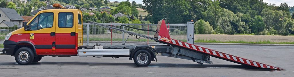 Iveco DAILY 70C17 Abschleppwagen 4,90m * TOPZUSTAND! Iveco DAILY 70C17 Abschleppwagen 4,90m * TOPZUSTAND! - 견인 트럭 : 사진 5 Iveco DAILY 70C17 Abschleppwagen 4,90m * TOPZUSTAND! Iveco DAILY 70C17 Abschleppwagen 4,90m * TOPZUSTAND! - 견인 트럭 : 사진 5