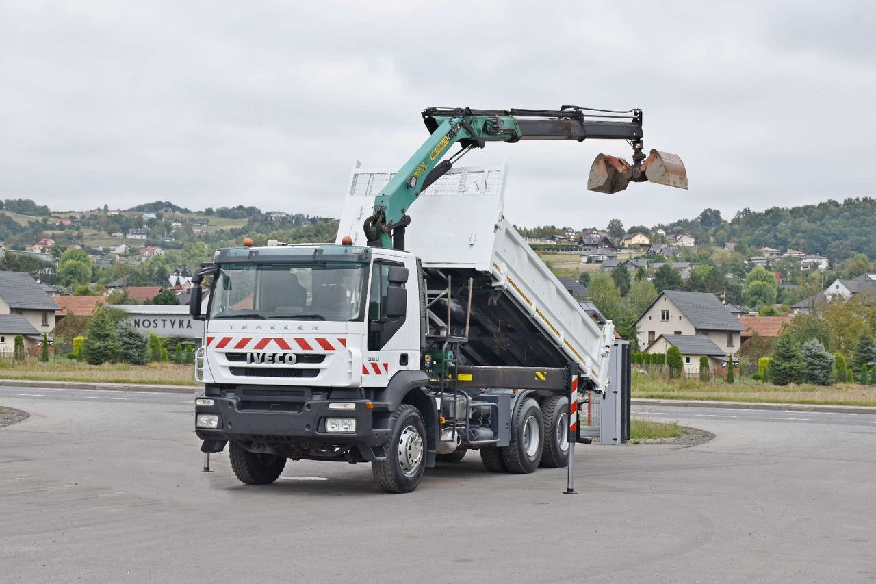 Iveco TRAKKER 360 * Kipper 5,20m* PK 16502 / FUNK*6x4 - 덤프트럭, 크레인 트럭 : 사진 2 Iveco TRAKKER 360 * Kipper 5,20m* PK 16502 / FUNK*6x4 - 덤프트럭, 크레인 트럭 : 사진 2