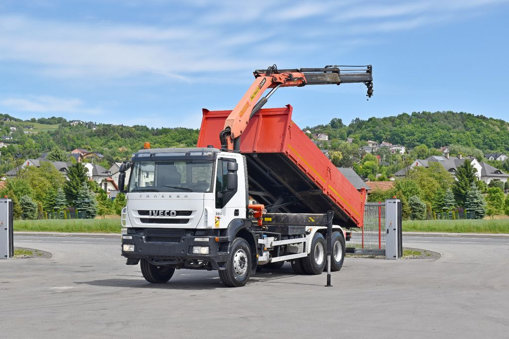 Iveco TRAKKER 360 * Kipper 5,60m* KRAN /FUNK * 6x4 - 크레인 트럭, 덤프트럭 : 사진 2 Iveco TRAKKER 360 * Kipper 5,60m* KRAN /FUNK * 6x4 - 크레인 트럭, 덤프트럭 : 사진 2