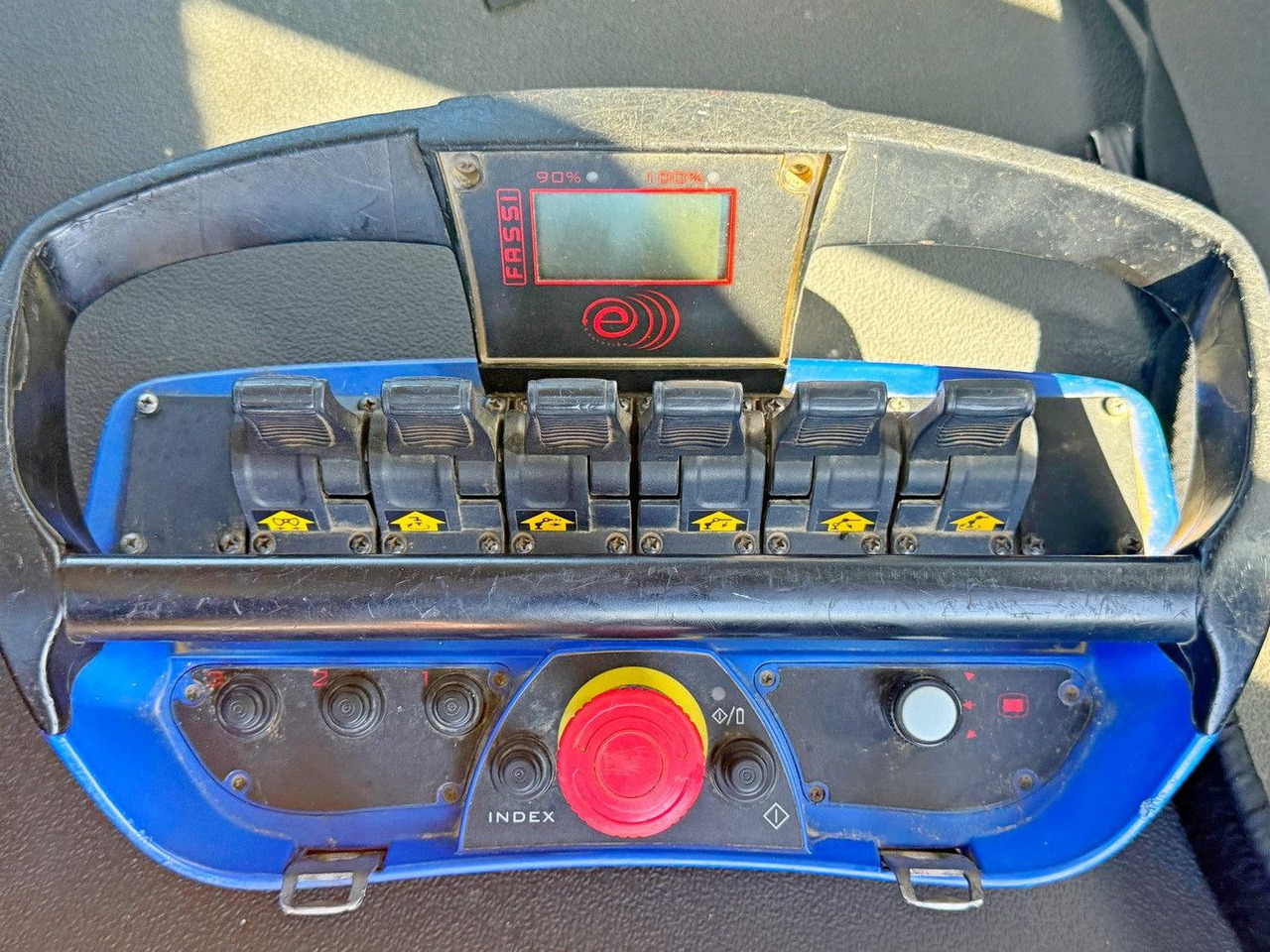 덤프트럭, 크레인 트럭 Iveco TRAKKER 450 * FASSI F215A.0.22 + FUNK / 8x4 *TOP : 사진 12