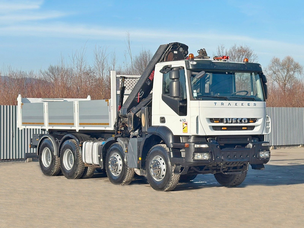 Iveco TRAKKER * HIAB 211 E - 6 HIDUO+ FUNK / 8x4 *TOP - 덤프트럭, 크레인 트럭 : 사진 3 Iveco TRAKKER * HIAB 211 E - 6 HIDUO+ FUNK / 8x4 *TOP - 덤프트럭, 크레인 트럭 : 사진 3