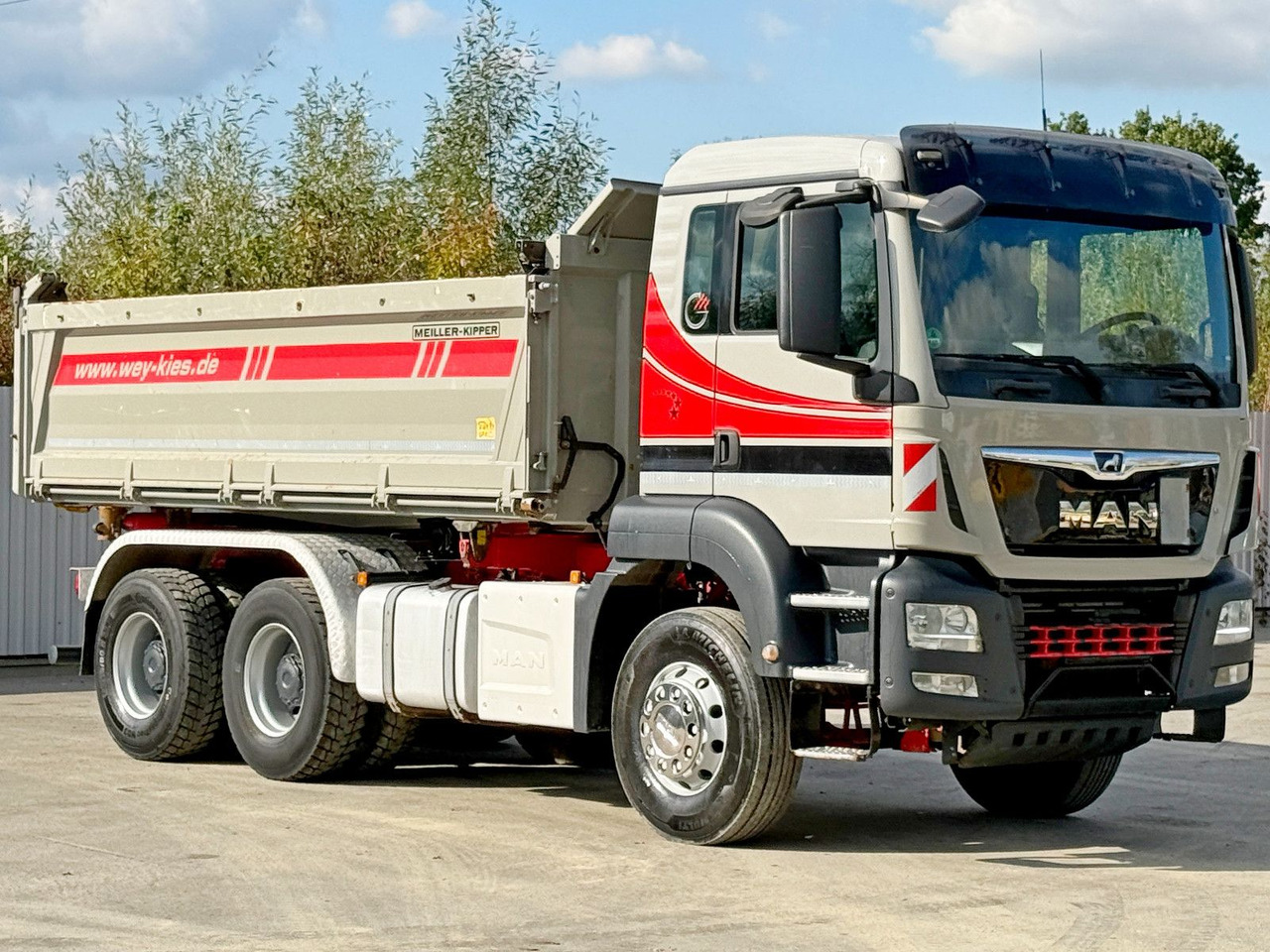 MAN TGS 26.460 * Kipper 4,90m+BORDMATIC * 6x4 * TOP - 덤프트럭, 크레인 트럭 : 사진 4 MAN TGS 26.460 * Kipper 4,90m+BORDMATIC * 6x4 * TOP - 덤프트럭, 크레인 트럭 : 사진 4