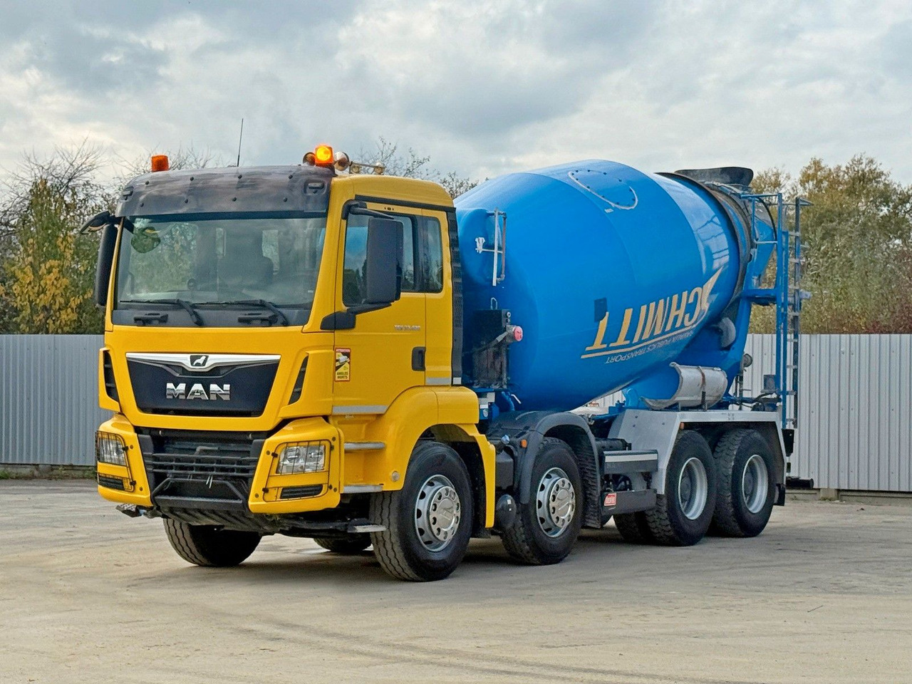 MAN TGS 32.420 * BETONMISCHER / 8x4 - 콘크리트 믹서 트럭 : 사진 2 MAN TGS 32.420 * BETONMISCHER / 8x4 - 콘크리트 믹서 트럭 : 사진 2
