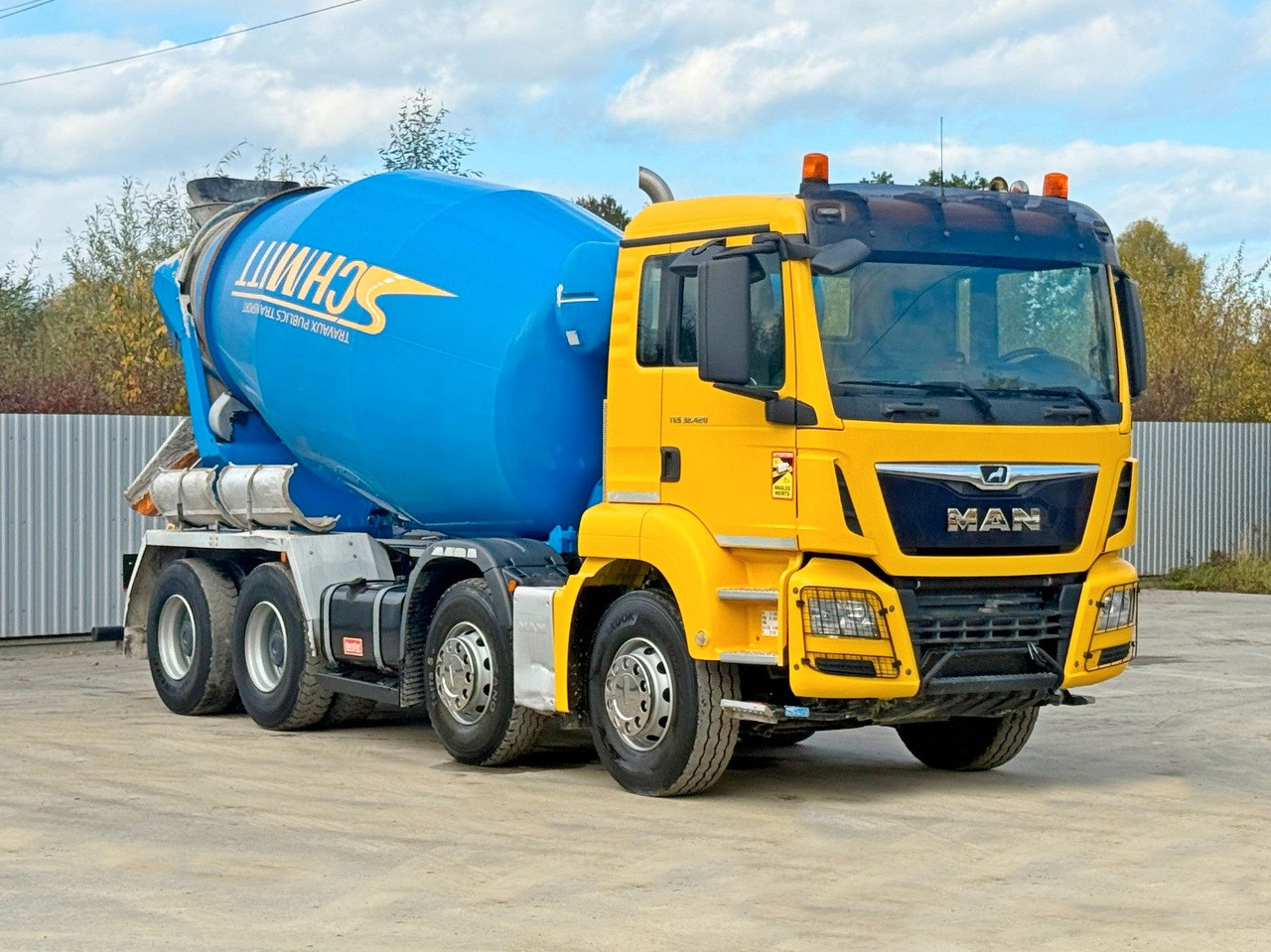 MAN TGS 32.420 * BETONMISCHER / 8x4 - 콘크리트 믹서 트럭 : 사진 1 MAN TGS 32.420 * BETONMISCHER / 8x4 - 콘크리트 믹서 트럭 : 사진 1