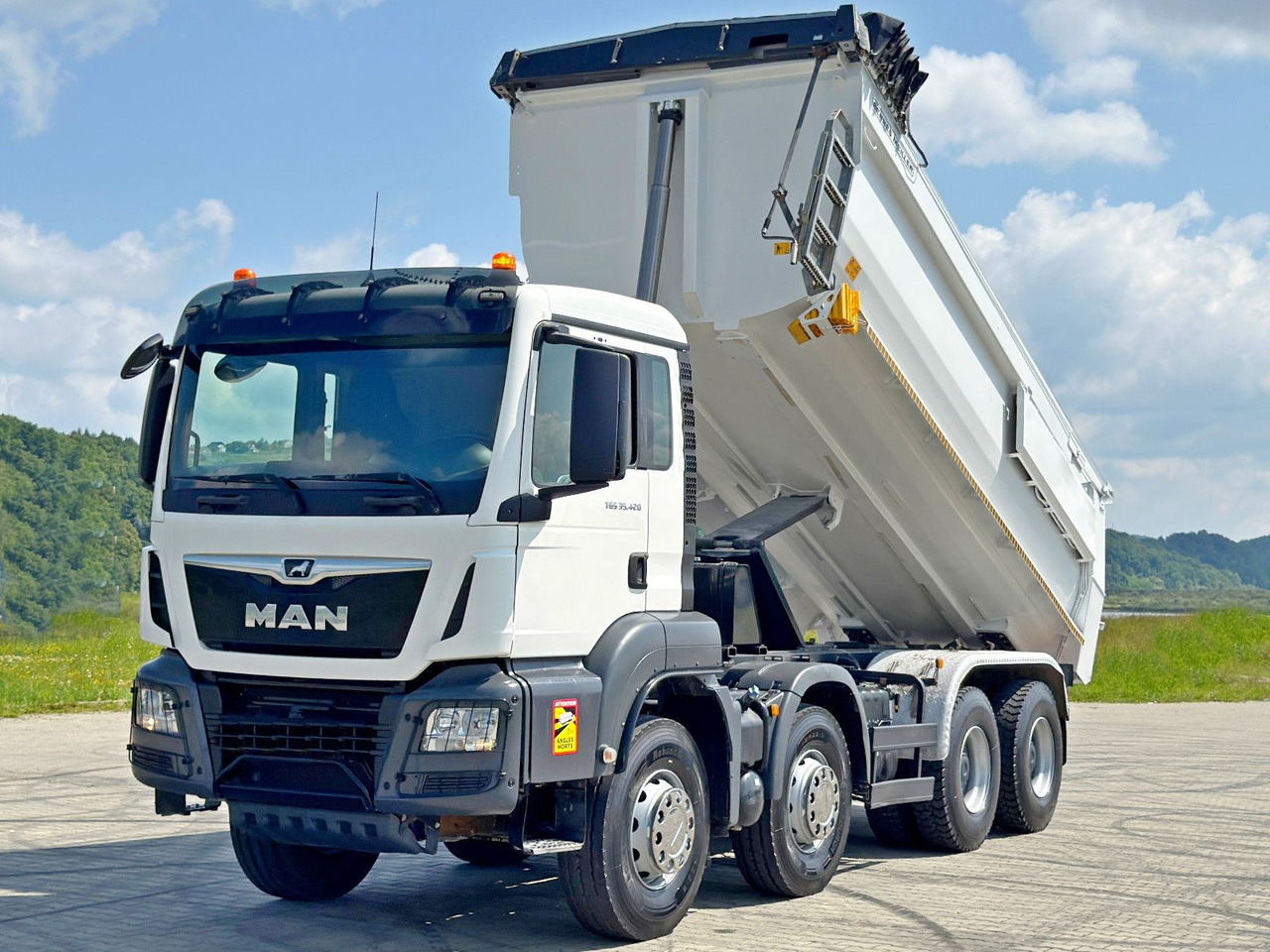 MAN TGS 35.420 KIPPER * 8x4 * TOPZUSTAND - 덤프트럭 : 사진 3 MAN TGS 35.420 KIPPER * 8x4 * TOPZUSTAND - 덤프트럭 : 사진 3