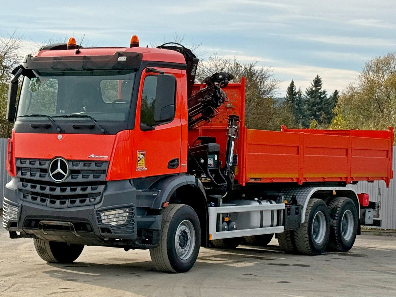 Mercedes-Benz AROCS 2640 *HIAB 144 BS - 3/FUNK  + * 6x4 - 덤프트럭, 크레인 트럭 : 사진 4 Mercedes-Benz AROCS 2640 *HIAB 144 BS - 3/FUNK  + * 6x4 - 덤프트럭, 크레인 트럭 : 사진 4