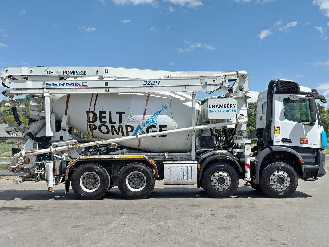 Mercedes-Benz AROCS 3743 * Betonpumpe + FUNK * 8x4 * TOP - 콘크리트 펌프 트럭 : 사진 5 Mercedes-Benz AROCS 3743 * Betonpumpe + FUNK * 8x4 * TOP - 콘크리트 펌프 트럭 : 사진 5