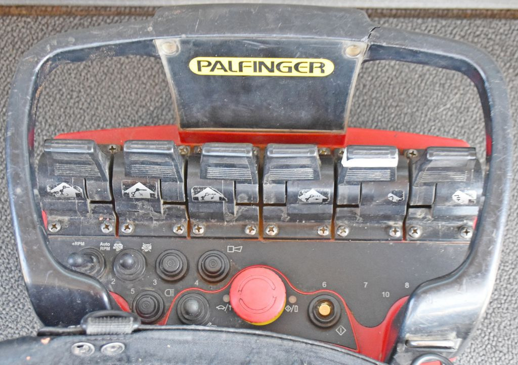 리스 Renault KERAX 370 DXI* KIPPER 3,70m *PK 15500 + FUNK*TOP  Renault KERAX 370 DXI* KIPPER 3,70m *PK 15500 + FUNK*TOP : 사진 11