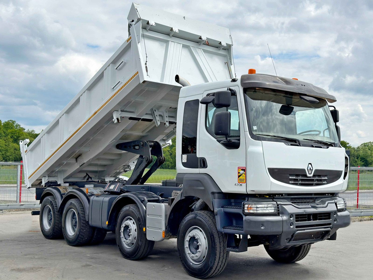 Renault KERAX 430 DXI * KIPPER 6,00 m / 8x4 * TOP - 덤프트럭, 크레인 트럭 : 사진 3 Renault KERAX 430 DXI * KIPPER 6,00 m / 8x4 * TOP - 덤프트럭, 크레인 트럭 : 사진 3