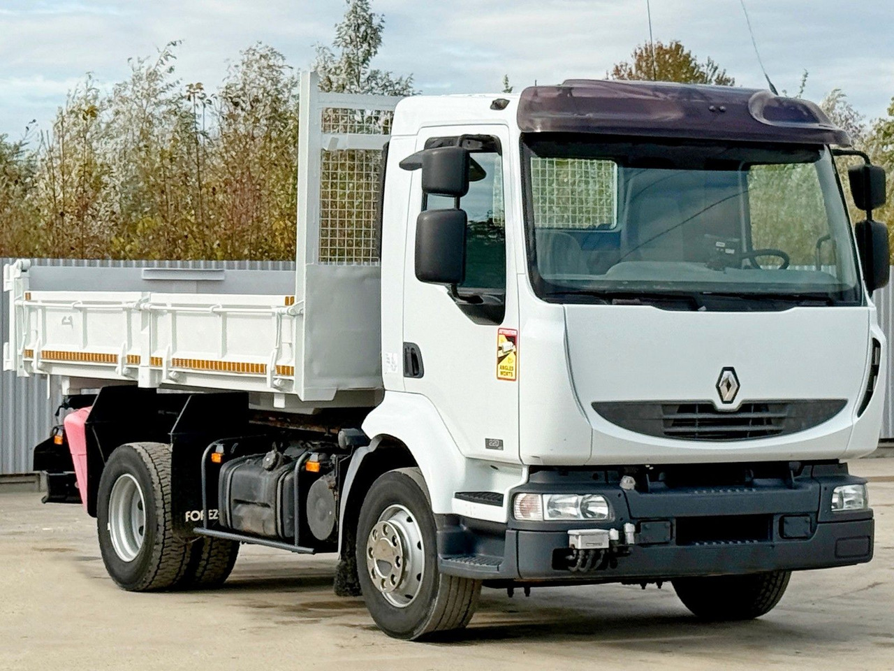 Renault MIDLUM 220 DCI *KIPPER 3,80m * BORDMATIC - 덤프트럭, 크레인 트럭 : 사진 3 Renault MIDLUM 220 DCI *KIPPER 3,80m * BORDMATIC - 덤프트럭, 크레인 트럭 : 사진 3