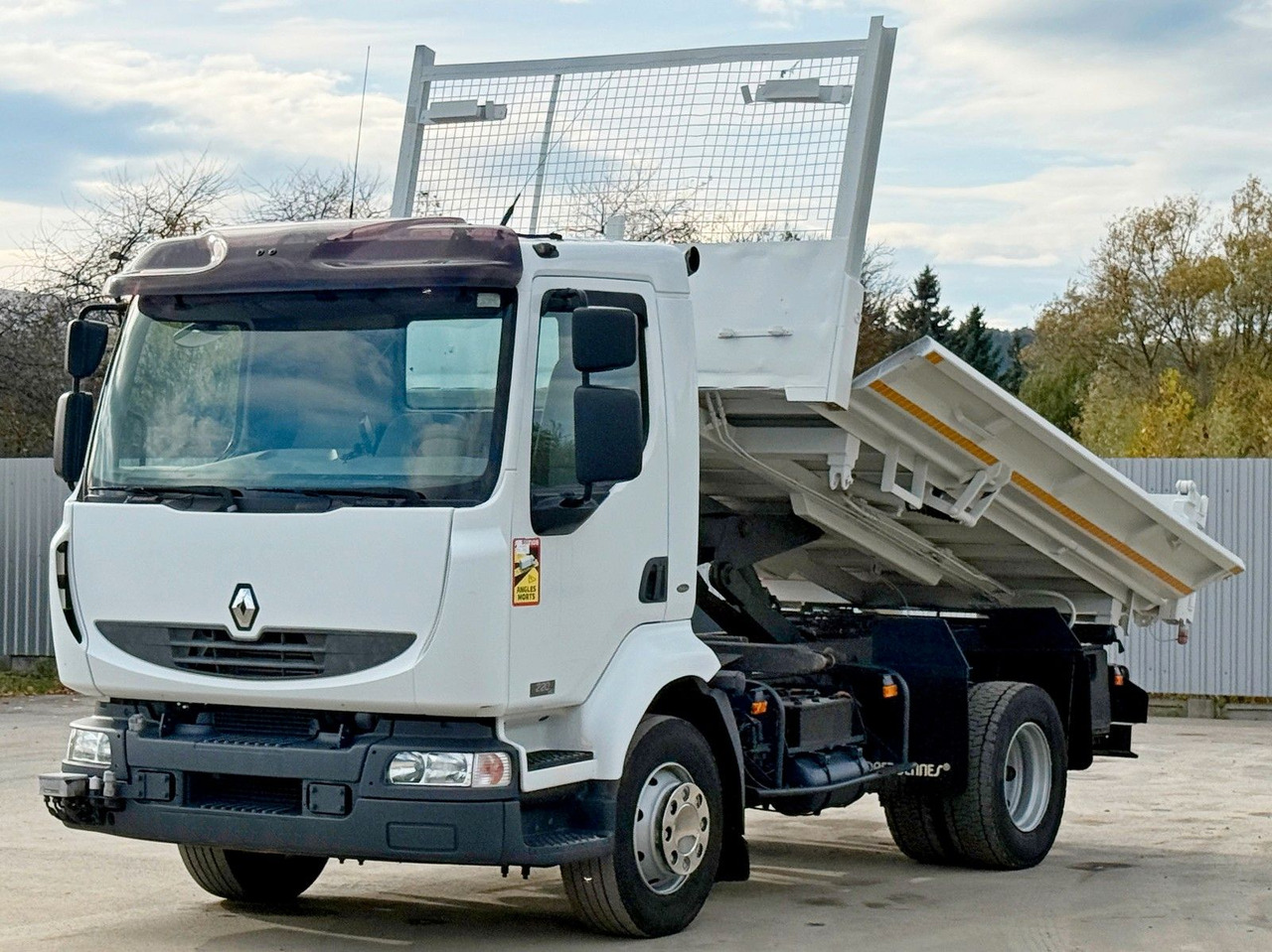 Renault MIDLUM 220 DCI *KIPPER 3,80m * BORDMATIC - 덤프트럭, 크레인 트럭 : 사진 5 Renault MIDLUM 220 DCI *KIPPER 3,80m * BORDMATIC - 덤프트럭, 크레인 트럭 : 사진 5