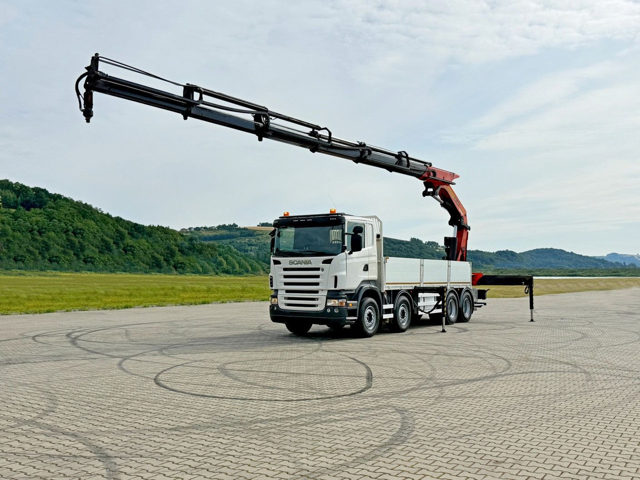 Scania R 420 PRITSCHE 6,47 m * PK 44002/FUNK * 8x4 /TOP - 크레인 트럭 : 사진 2 Scania R 420 PRITSCHE 6,47 m * PK 44002/FUNK * 8x4 /TOP - 크레인 트럭 : 사진 2