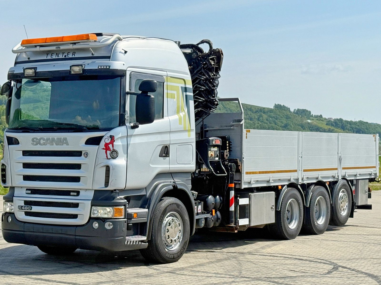 Scania R480 PRITSCHE 6,85m *HIAB 377 E-8 HIPRO/FUNK*8x4 - 크레인 트럭 : 사진 4 Scania R480 PRITSCHE 6,85m *HIAB 377 E-8 HIPRO/FUNK*8x4 - 크레인 트럭 : 사진 4