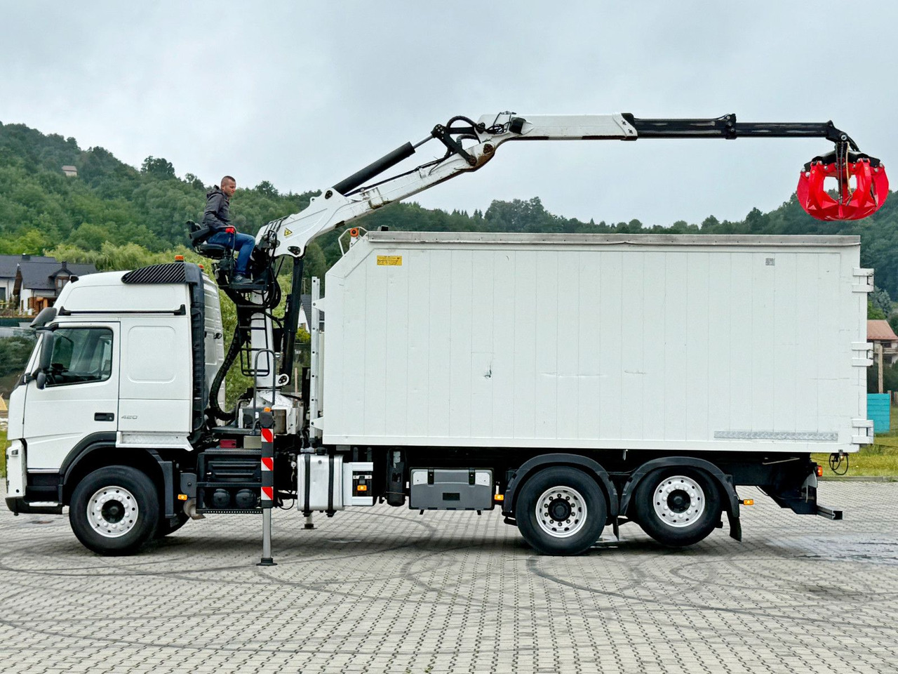Volvo FM 420 Kipper 6,20 m * EPSILON Q150L75 *TOP - 후크 리프트 트럭, 크레인 트럭 : 사진 5 Volvo FM 420 Kipper 6,20 m * EPSILON Q150L75 *TOP - 후크 리프트 트럭, 크레인 트럭 : 사진 5
