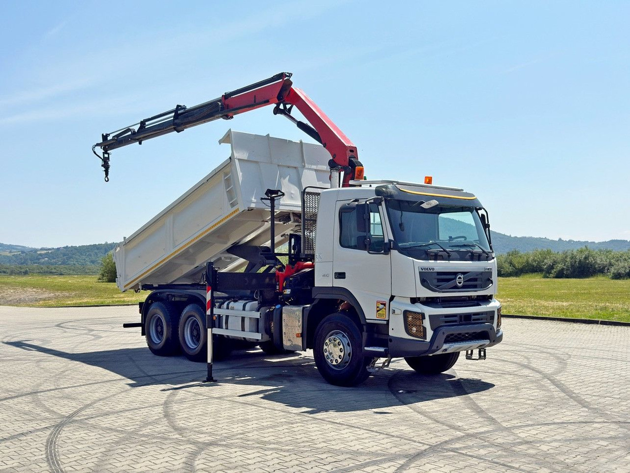 Volvo FMX 410 Kipper 4,70m *PK 14002-EH B/FUNK *6x4 - 크레인 트럭 : 사진 2 Volvo FMX 410 Kipper 4,70m *PK 14002-EH B/FUNK *6x4 - 크레인 트럭 : 사진 2