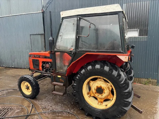 Zetor 6211 - 장궤형 트랙터 : 사진 3 Zetor 6211 - 장궤형 트랙터 : 사진 3
