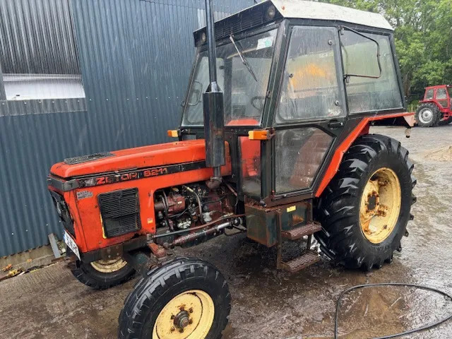 Zetor 6211 - 장궤형 트랙터 : 사진 2 Zetor 6211 - 장궤형 트랙터 : 사진 2