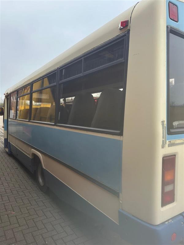 2000 Mercedes 814 Vario Automatic - 교외 버스 : 사진 5 2000 Mercedes 814 Vario Automatic - 교외 버스 : 사진 5