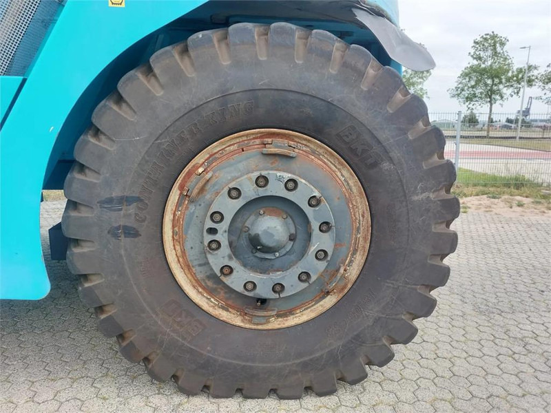 리치 스태커 KONECRANES SMV 4531 CB5 : 사진 13 리치 스태커 KONECRANES SMV 4531 CB5 : 사진 13