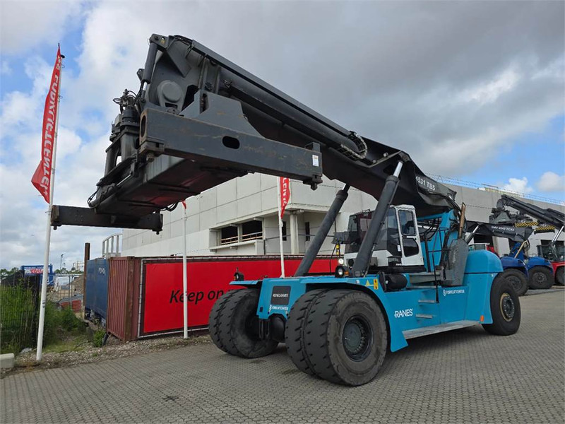 KONECRANES SMV 4531 TB5 - 리치 스태커 : 사진 4 KONECRANES SMV 4531 TB5 - 리치 스태커 : 사진 4