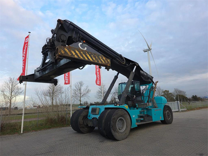 KONECRANES SMV 4531 TC5 - 리치 스태커 : 사진 4 KONECRANES SMV 4531 TC5 - 리치 스태커 : 사진 4