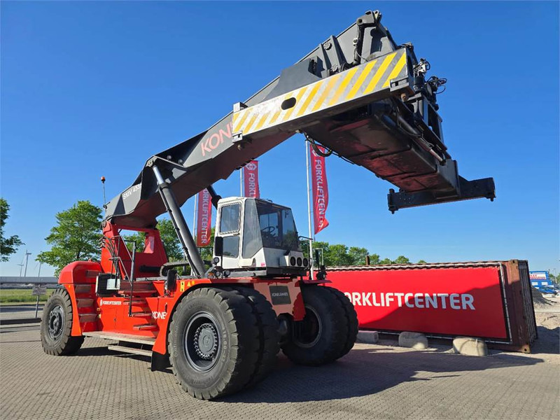 KONECRANES SMV 4535 TB5 - 리치 스태커 : 사진 3 KONECRANES SMV 4535 TB5 - 리치 스태커 : 사진 3