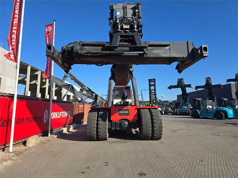 KONECRANES SMV 4535 TB5 - 리치 스태커 : 사진 5 KONECRANES SMV 4535 TB5 - 리치 스태커 : 사진 5