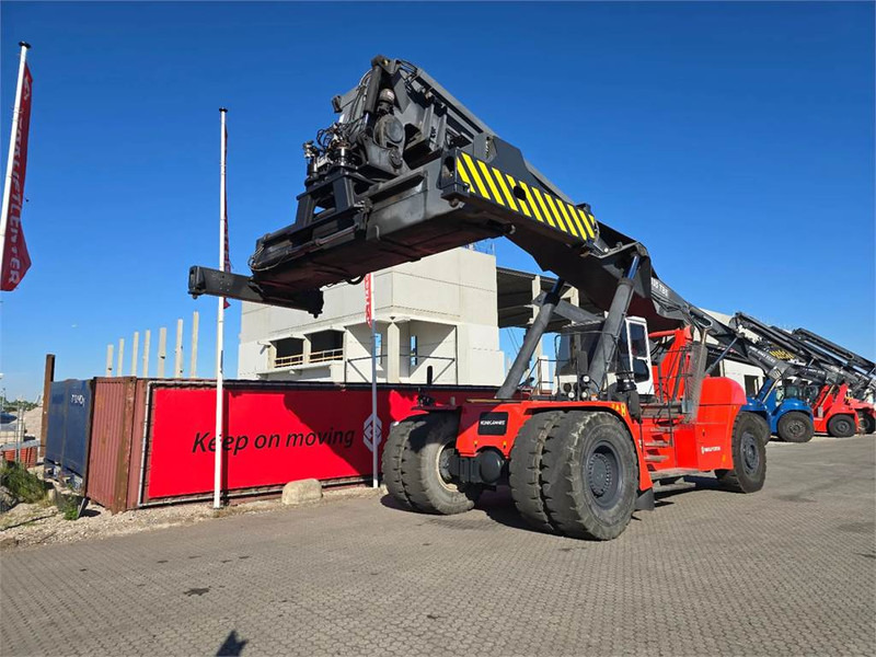 KONECRANES SMV 4535 TB5 - 리치 스태커 : 사진 4 KONECRANES SMV 4535 TB5 - 리치 스태커 : 사진 4
