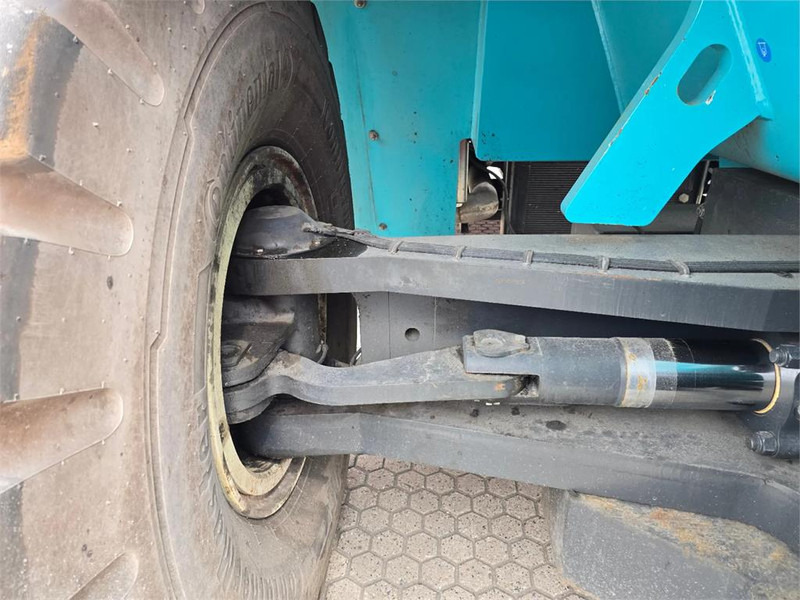 리치 스태커 KONECRANES SMV 4632 TC5 : 사진 12 리치 스태커 KONECRANES SMV 4632 TC5 : 사진 12